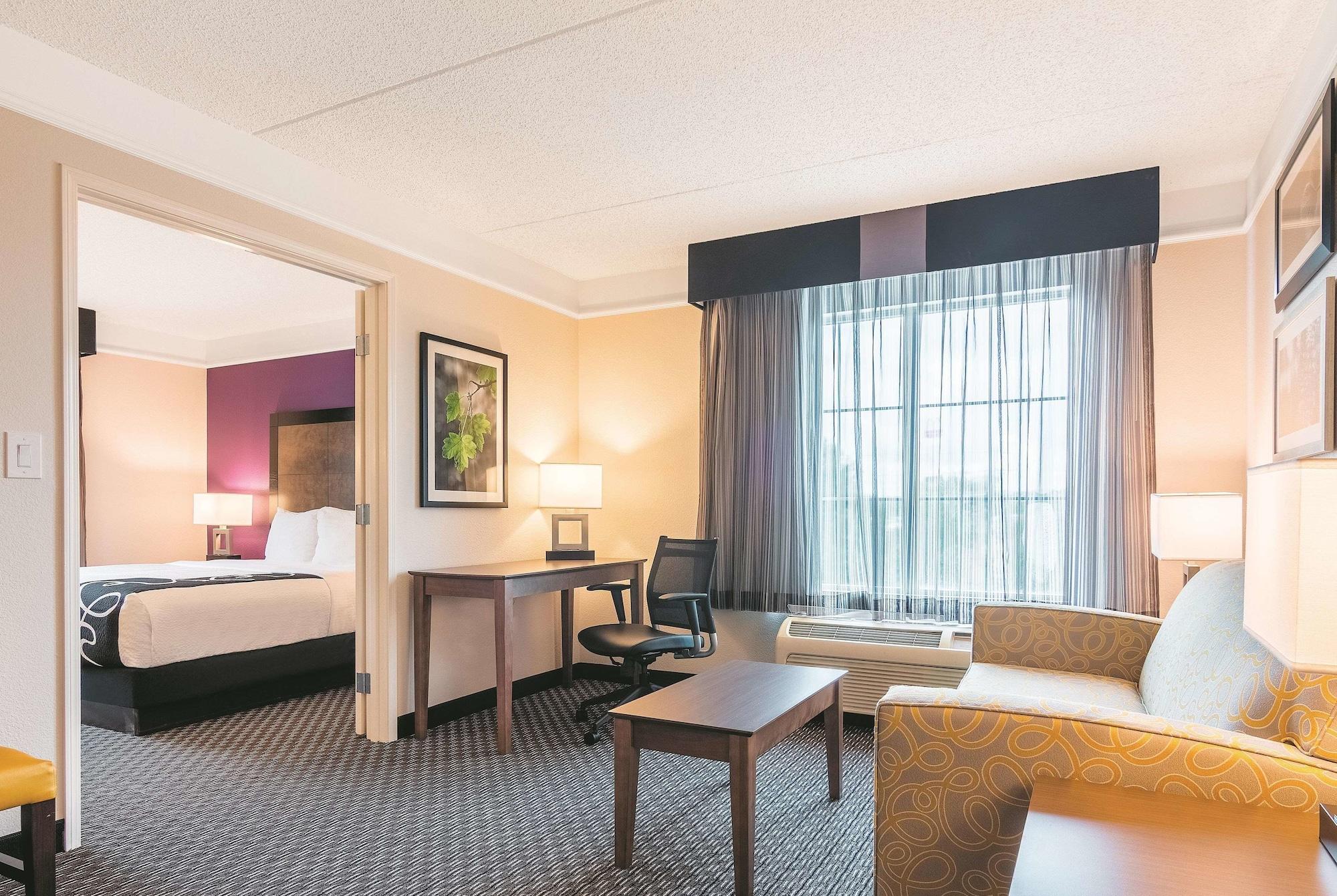 La Quinta By Wyndham Shreveport Airport Hotel Exterior foto
