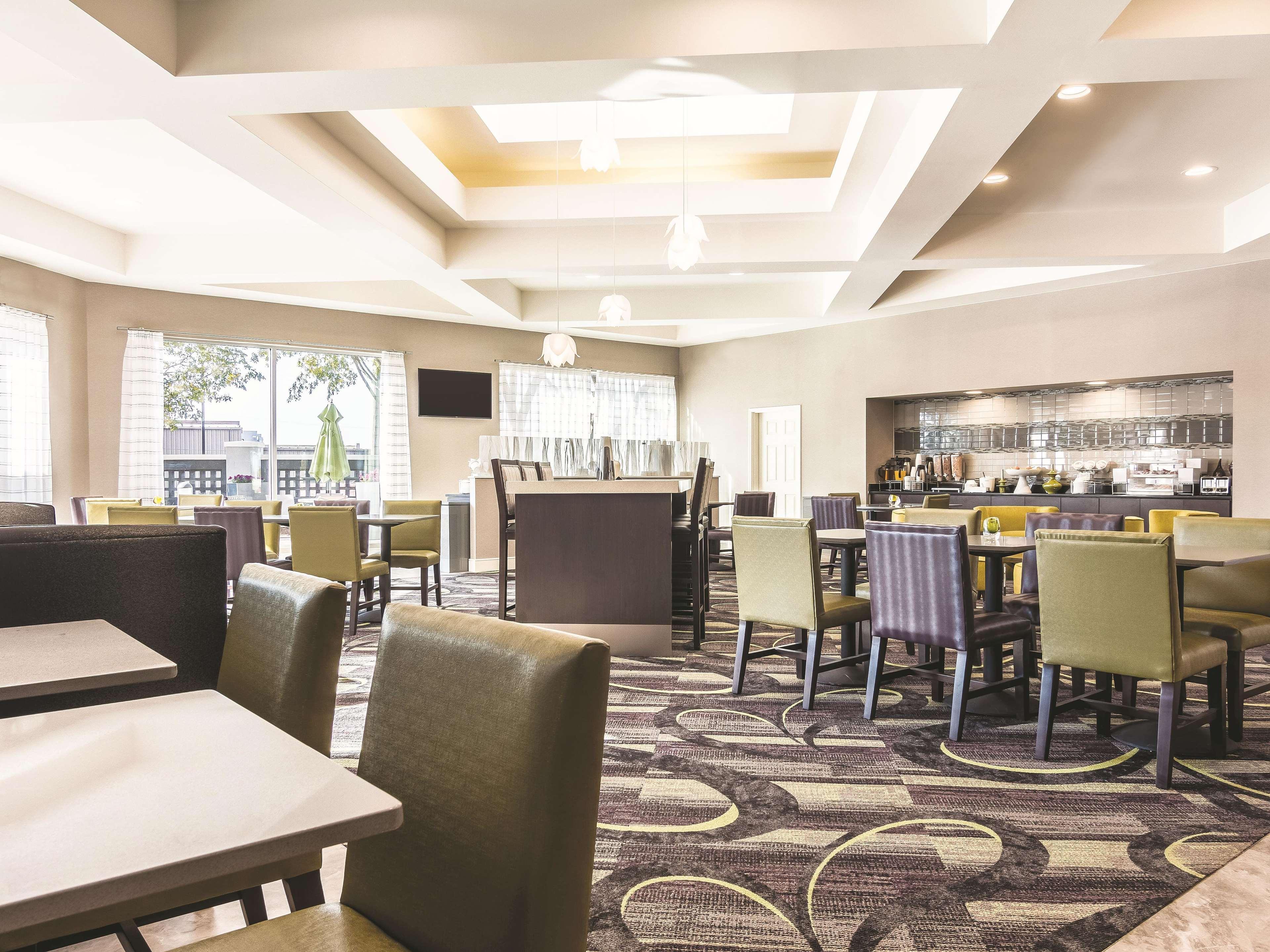La Quinta By Wyndham Shreveport Airport Hotel Exterior foto