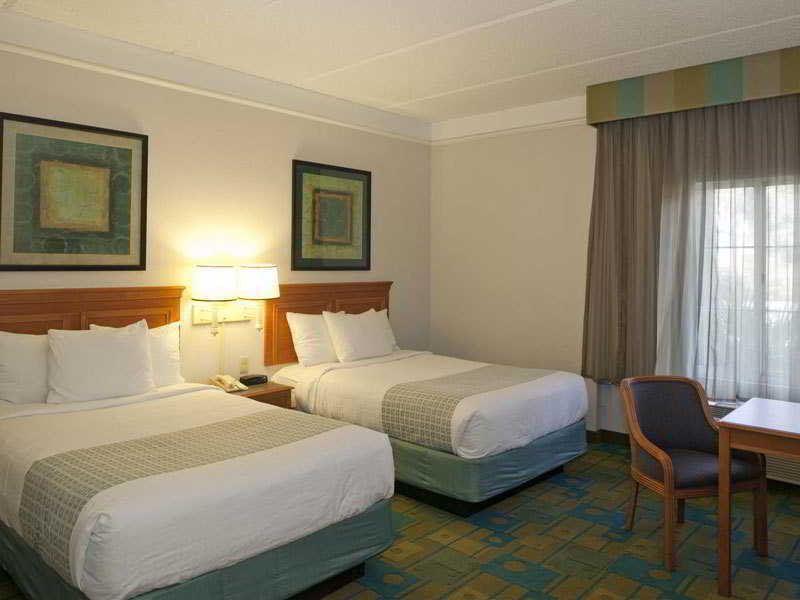 La Quinta By Wyndham Shreveport Airport Hotel Exterior foto
