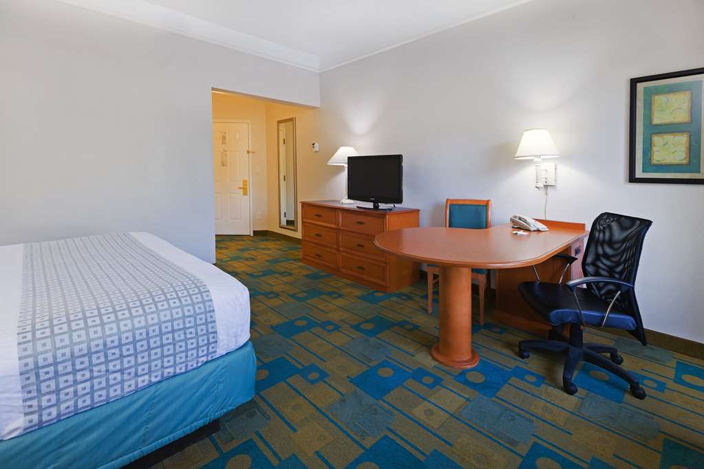 La Quinta By Wyndham Shreveport Airport Hotel Cameră foto