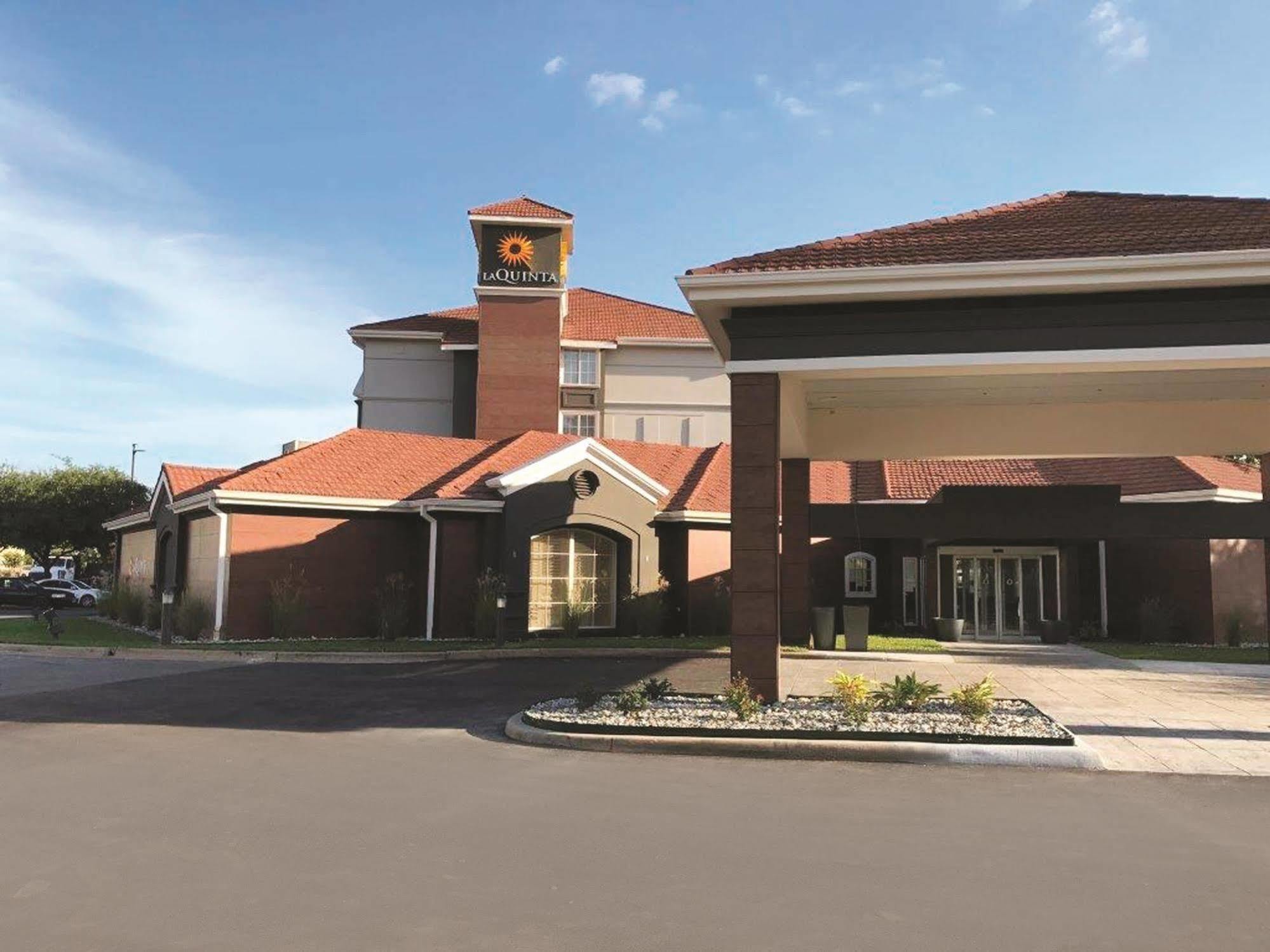 La Quinta By Wyndham Shreveport Airport Hotel Exterior foto